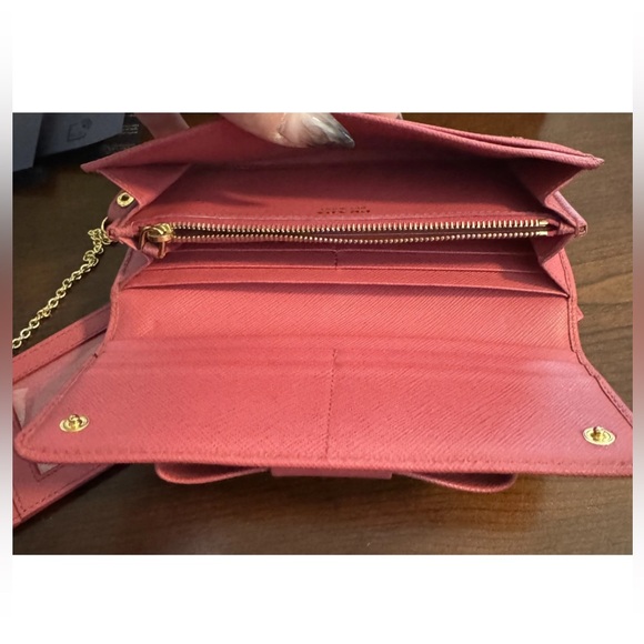 ๐ Prada Milano Saffiano long Leather pink bow wallet ๐ - Picture 3 of 6
